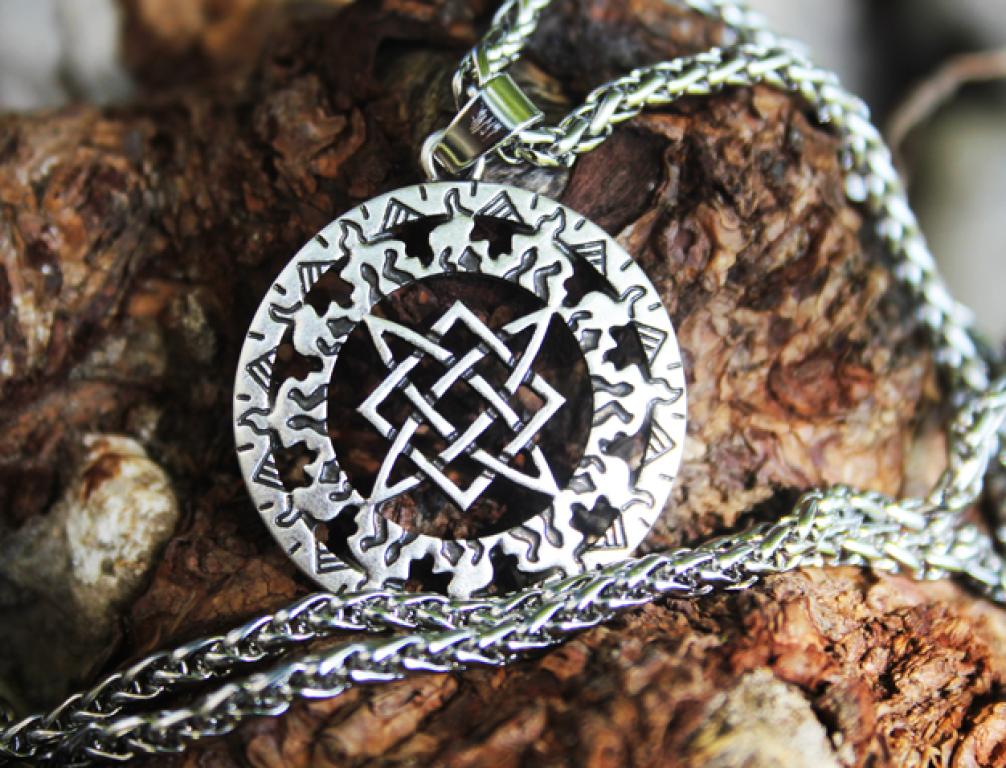Star of Rus pendant