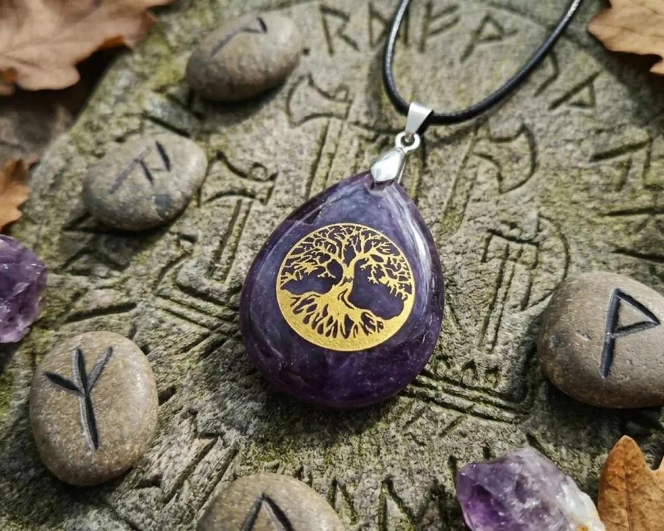 Lebensbaum auf Amethyst