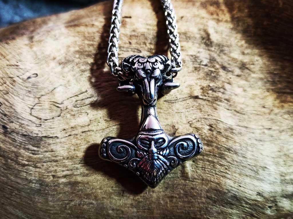 Widder Mjölnir Odin