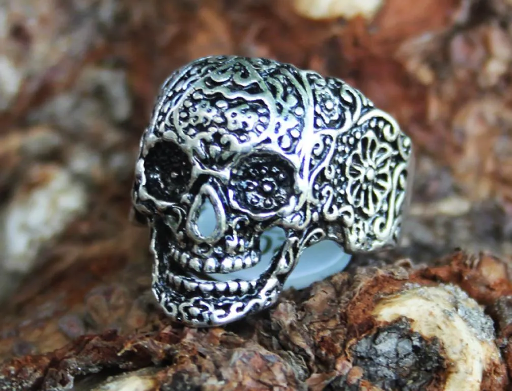 Flower skull head ring