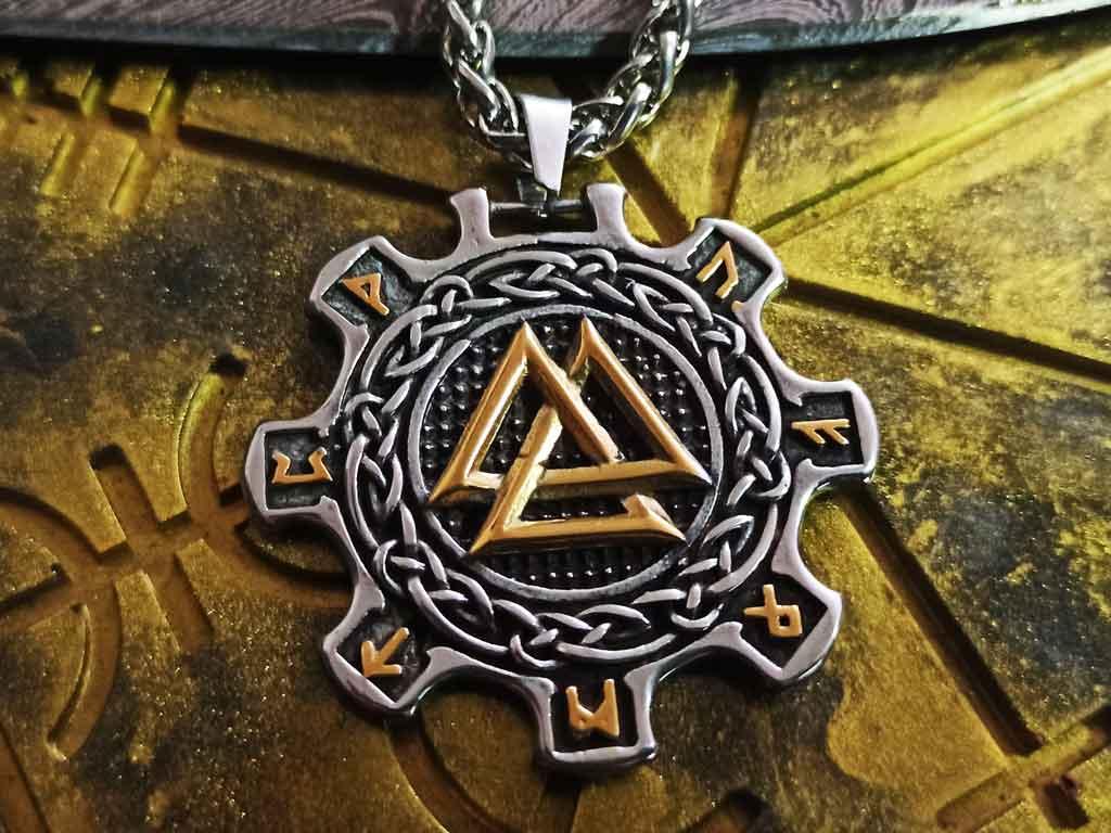 Wotan's symbol Valknut