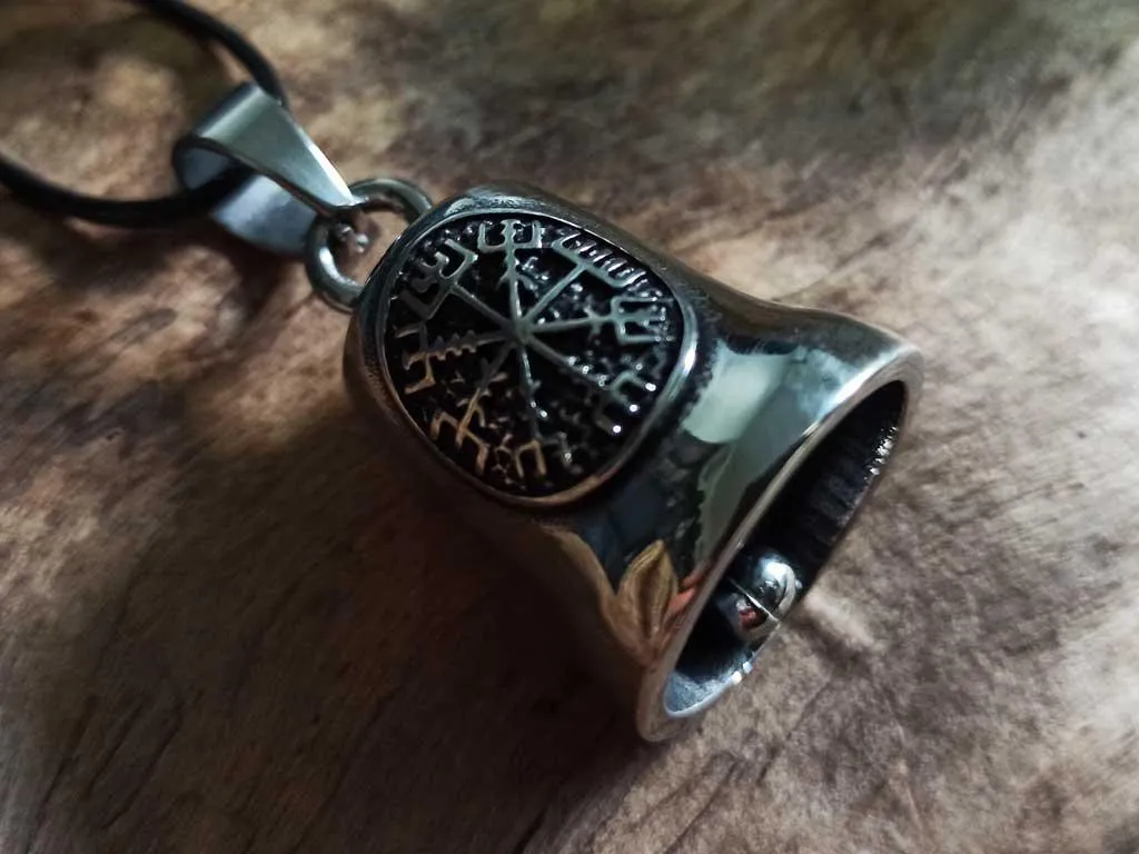 Edelstahlglocke mit Vegvisir verziert