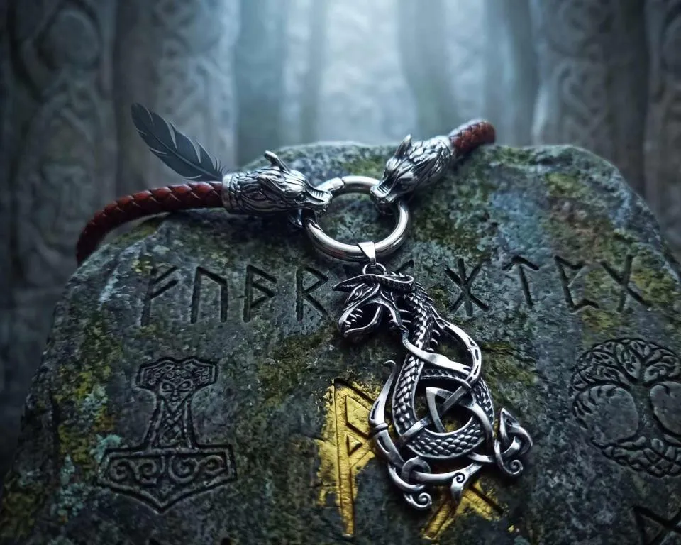Midgard snake leather chain