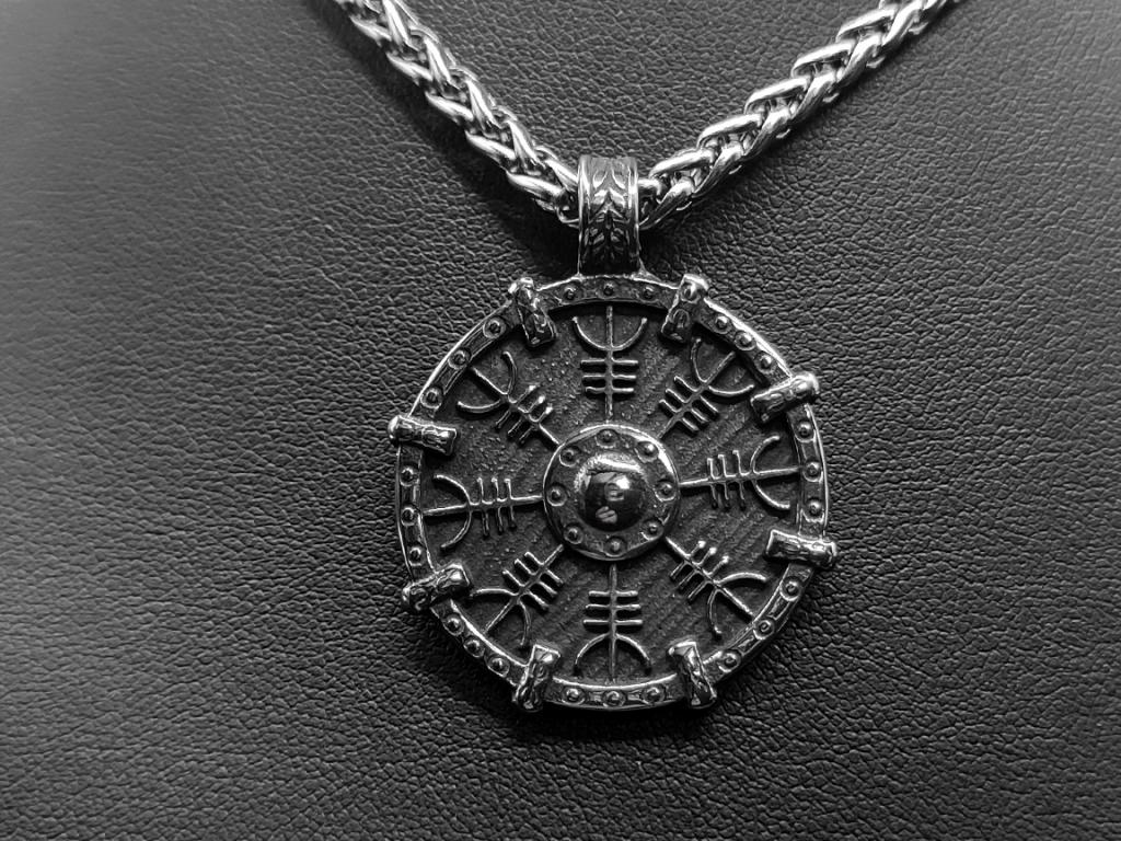 Wikingerschild Anhänger aus Edelstahl
