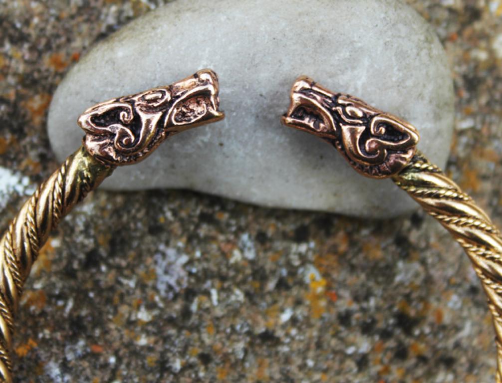 Herrenarmreif Odins Wölfe