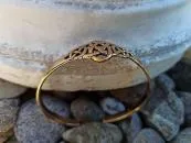 Celtic bangle knot