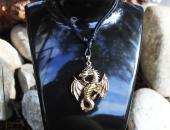 Großer Massiver Drachen in Bronze