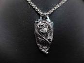 Hel Göttin Anhänger aus Edelstahl