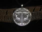 Irminsul mit Hirschen