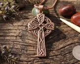 Keltenkreuz mit Keltischem Knoten