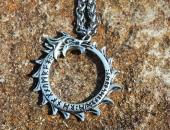 Midgardschlange an Edelstahlkette