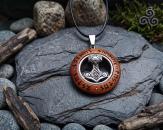 Thorhammer mit Walnussring