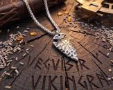 Gungnir Speerspitze mit Goldenem Vegvisir